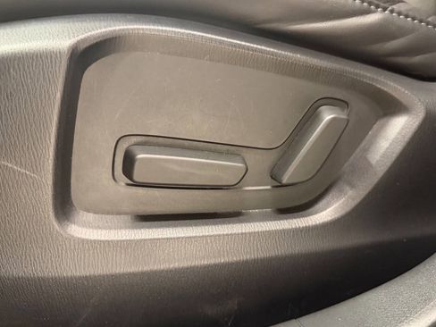 Used 2019 MAZDA CX-5 Touring image 28