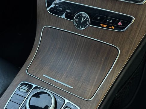 Used 2019 Mercedes-Benz C 300 4MATIC Sedan image 23