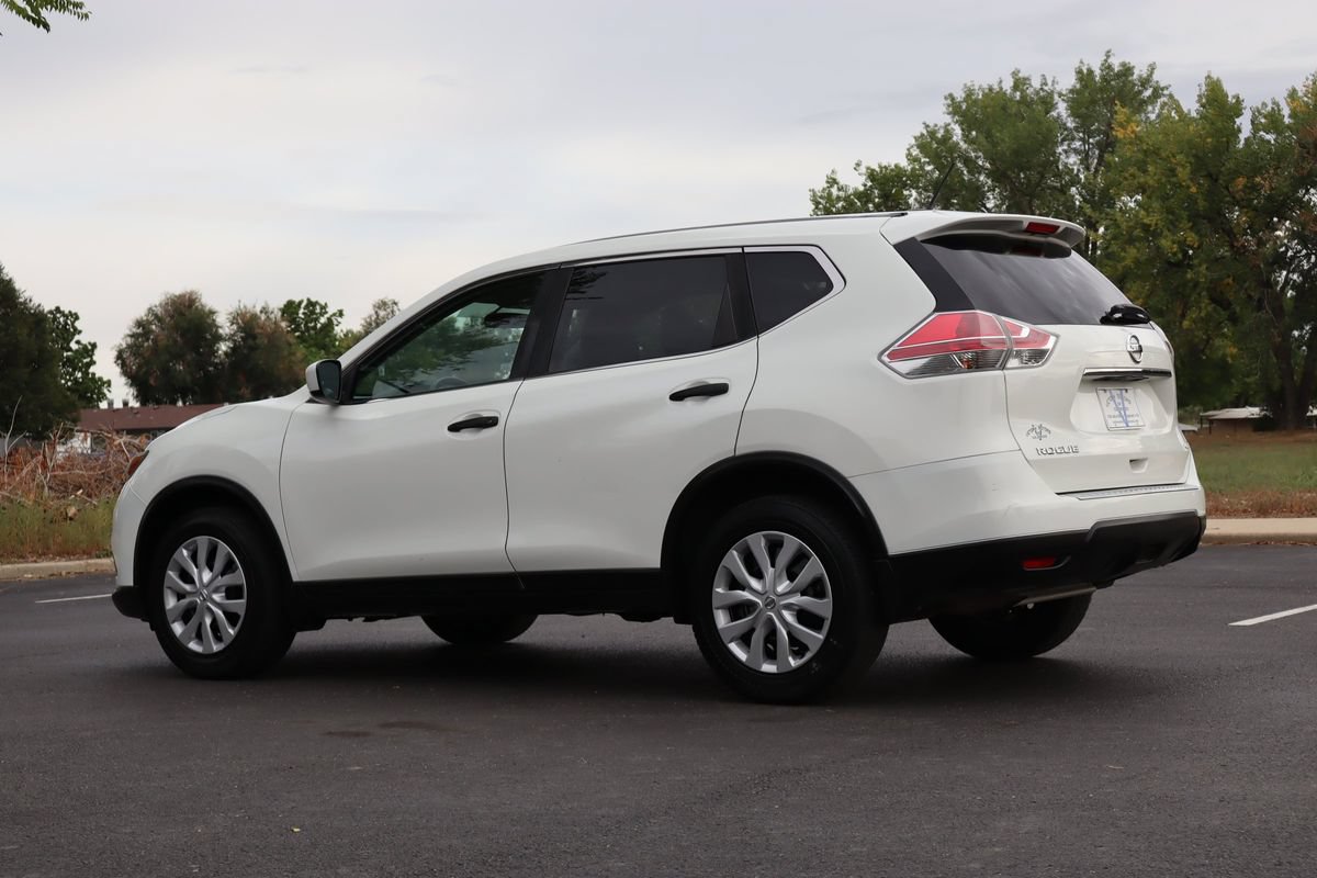 Used 2016 Nissan Rogue S w/ S Family Package AWD/4WD image 7