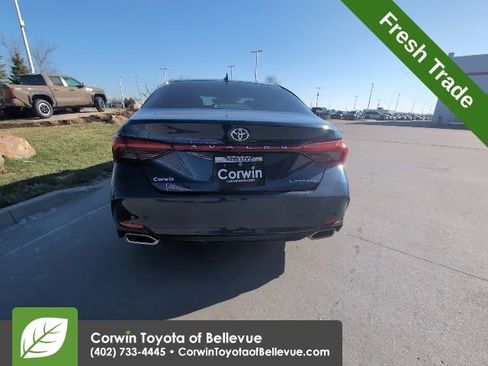 Used 2019 Toyota Avalon Limited w/ Advanced Safety Package image 5