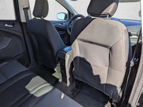 Used 2019 Ford Escape SE image 23