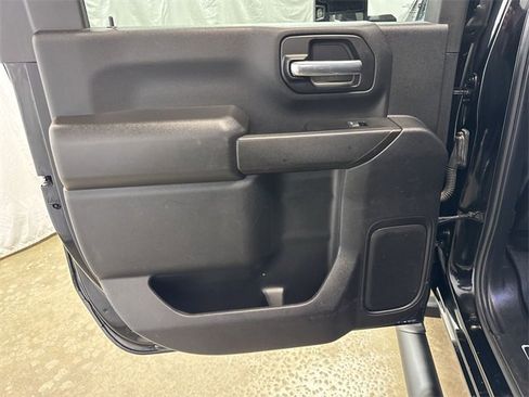 Certified 2022 Chevrolet Silverado 2500 Custom w/ Custom Value Package image 21