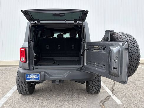 Used 2025 Ford Bronco 4-Door AWD/4WD image 18