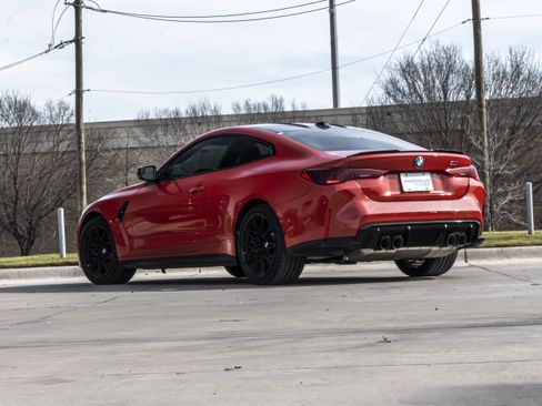 Used 2026 BMW M4 Competition w/ Executive Package image 3