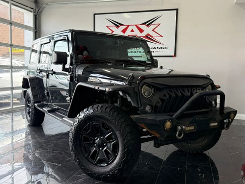Used 2018 Jeep Wrangler Unlimited Sport image 1
