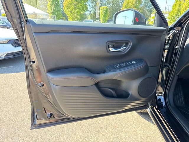 Used 2025 Honda HR-V Sport image 16