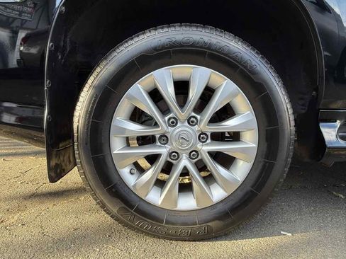 Used 2017 Lexus GX 460 image 34