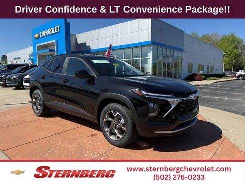 New 2026 Chevrolet Trax LT w/ Driver Confidence Package FWD image 1