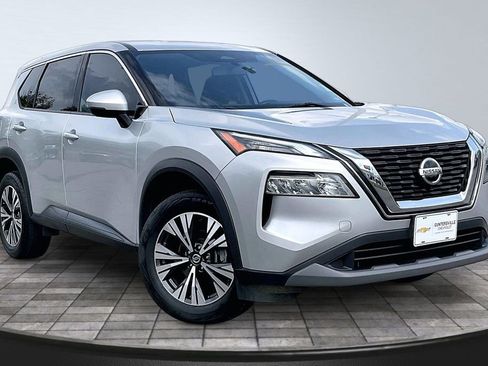 Used 2021 Nissan Rogue SV AWD/4WD image 12