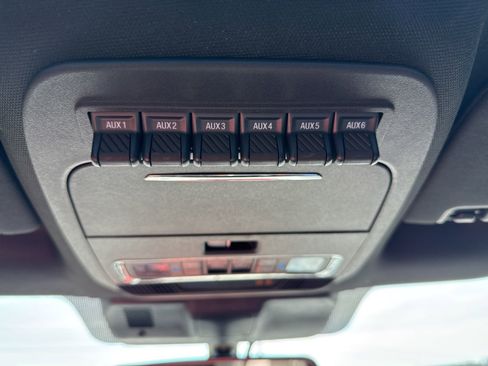 Used 2024 Ford F250 Platinum image 18