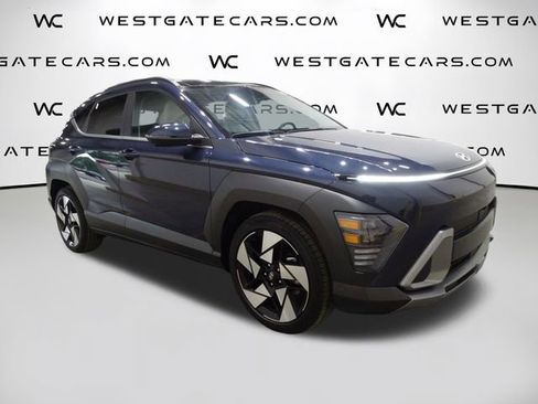 Used 2024 Hyundai Kona Limited FWD image 2
