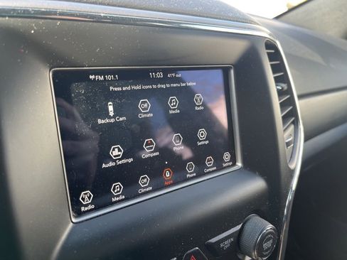 Certified 2020 Jeep Grand Cherokee Laredo image 6