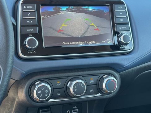 Used 2025 Nissan Versa SV image 23