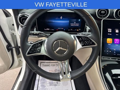 Used 2025 Mercedes-Benz GLC 300 4MATIC image 20