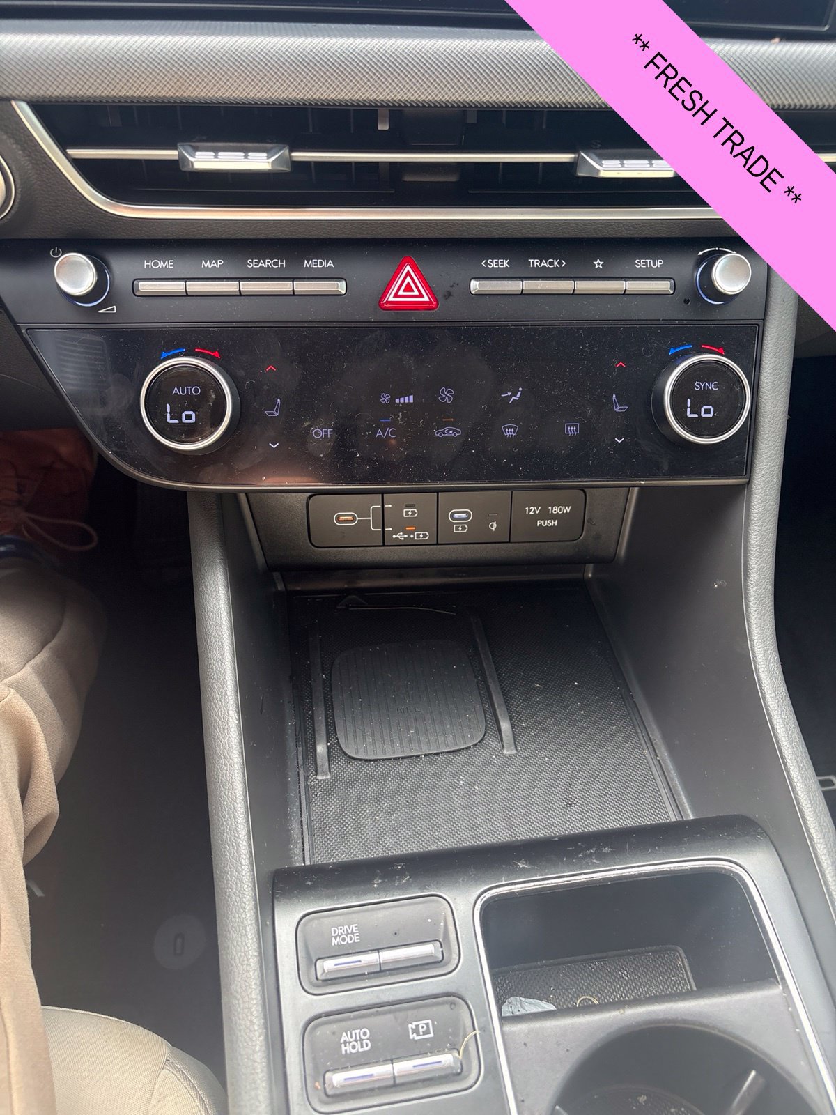 Certified 2024 Hyundai Sonata SEL w/ Convenience Package FWD image 14