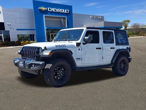 Used 2024 Jeep Wrangler Unlimited AWD/4WD image 34