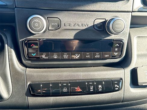Used 2024 RAM ProMaster 2500 w/ Safety Group image 13