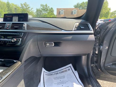 Used 2018 BMW 330i Gran Turismo xDrive image 29