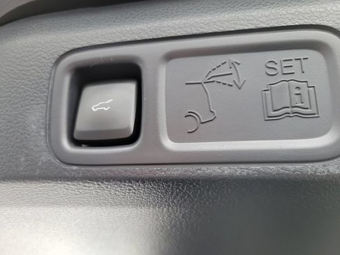 Used 2024 Lincoln Navigator Reserve AWD/4WD image 29