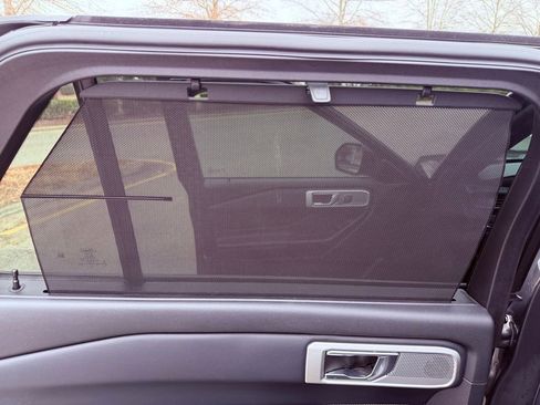 Used 2020 Ford Explorer Limited w/ Class III Trailer Tow Package image 21