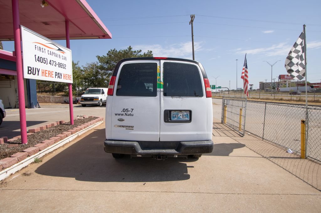 Used 2014 Chevrolet Express 2500 RWD image 8
