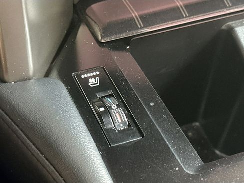 Used 2020 Lexus GX 460 Premium w/ Premium Package image 20