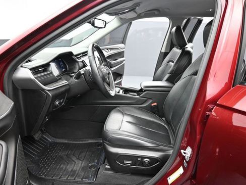 Used 2022 Jeep Grand Cherokee L Limited image 16