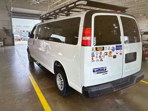 Used 2015 Chevrolet Express 3500 LS RWD image 5