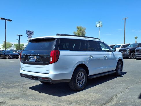 Certified 2025 Ford Expedition Active AWD/4WD image 7