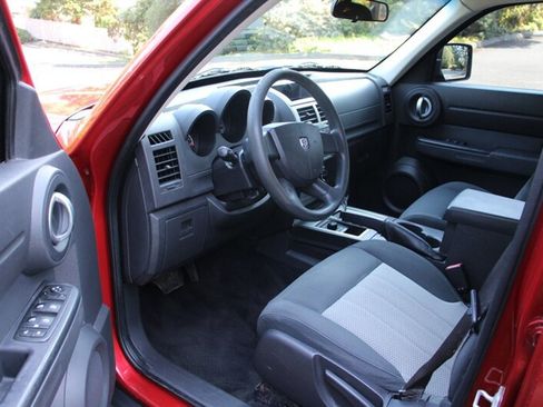 Used 2010 Dodge Nitro SE w/ Popular Equipment Group image 5