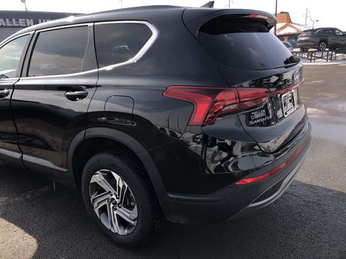 Used 2023 Hyundai Santa Fe SE w/ Cargo Package image 4