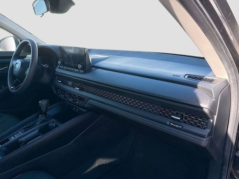 Used 2024 Honda Accord EX image 28