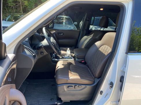 Used 2024 Nissan Armada Platinum w/ Captain's Chairs Package AWD/4WD image 13