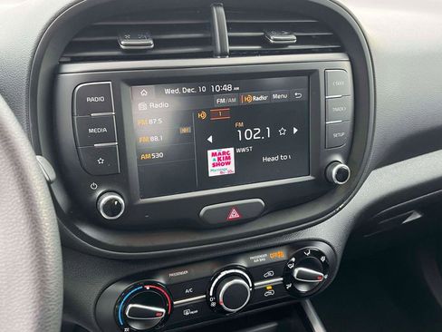 Used 2025 Kia Soul LX w/ LX Technology Package image 19