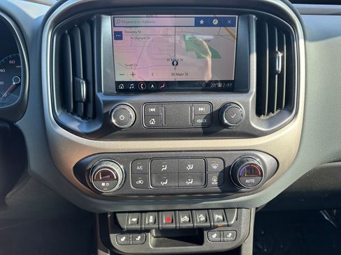 Used 2021 Chevrolet Colorado Z71 image 25