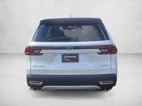 Certified 2025 Toyota Grand Highlander AWD Hybrid image 6