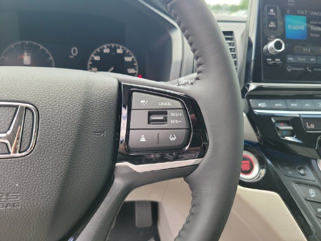 New 2026 Honda Odyssey Touring image 19
