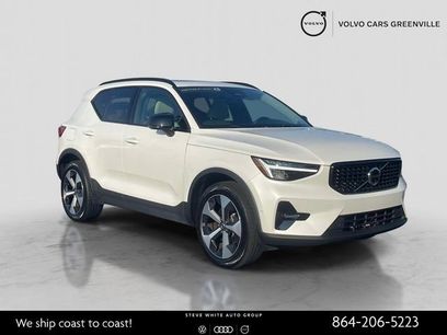 Certified 2025 Volvo XC40 B5 Plus