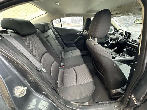 Used 2016 MAZDA MAZDA3 i Touring w/ Popular Equipment Package image 12