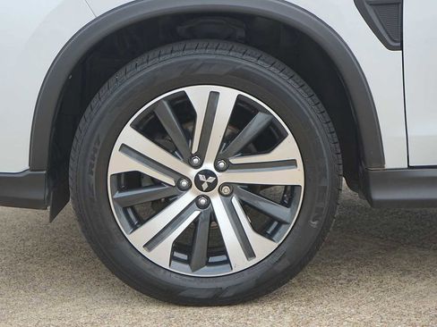 Used 2022 Mitsubishi Outlander Sport ES FWD image 7