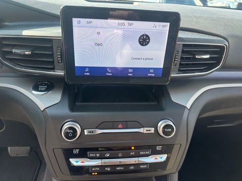 Used 2020 Ford Explorer XLT w/ Equipment Group 202A image 29
