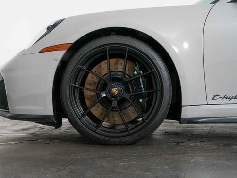 Used 2025 Porsche 911 Targa 4 GTS image 12