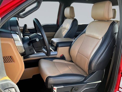 Used 2024 Ford F250 Lariat w/ Tremor Off-Road Package image 22