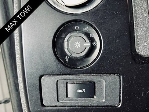 Used 2014 Ford F150 FX4 w/ Equipment Group 402A Luxury AWD/4WD image 21