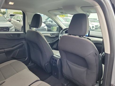 Used 2022 Ford Escape SE w/ SE Sport Appearance Package FWD image 10