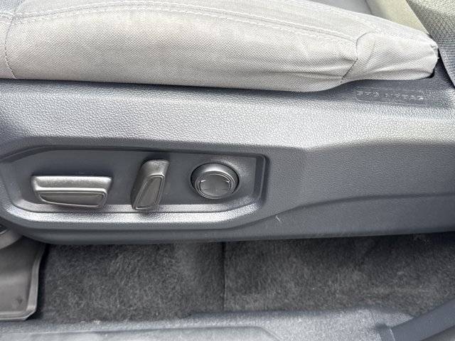 Used 2025 Toyota Tundra SR5 AWD/4WD image 15