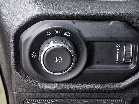 Used 2025 Jeep Wrangler Sport AWD/4WD image 26