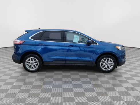 Used 2024 Ford Edge SEL w/ Convenience Package image 9