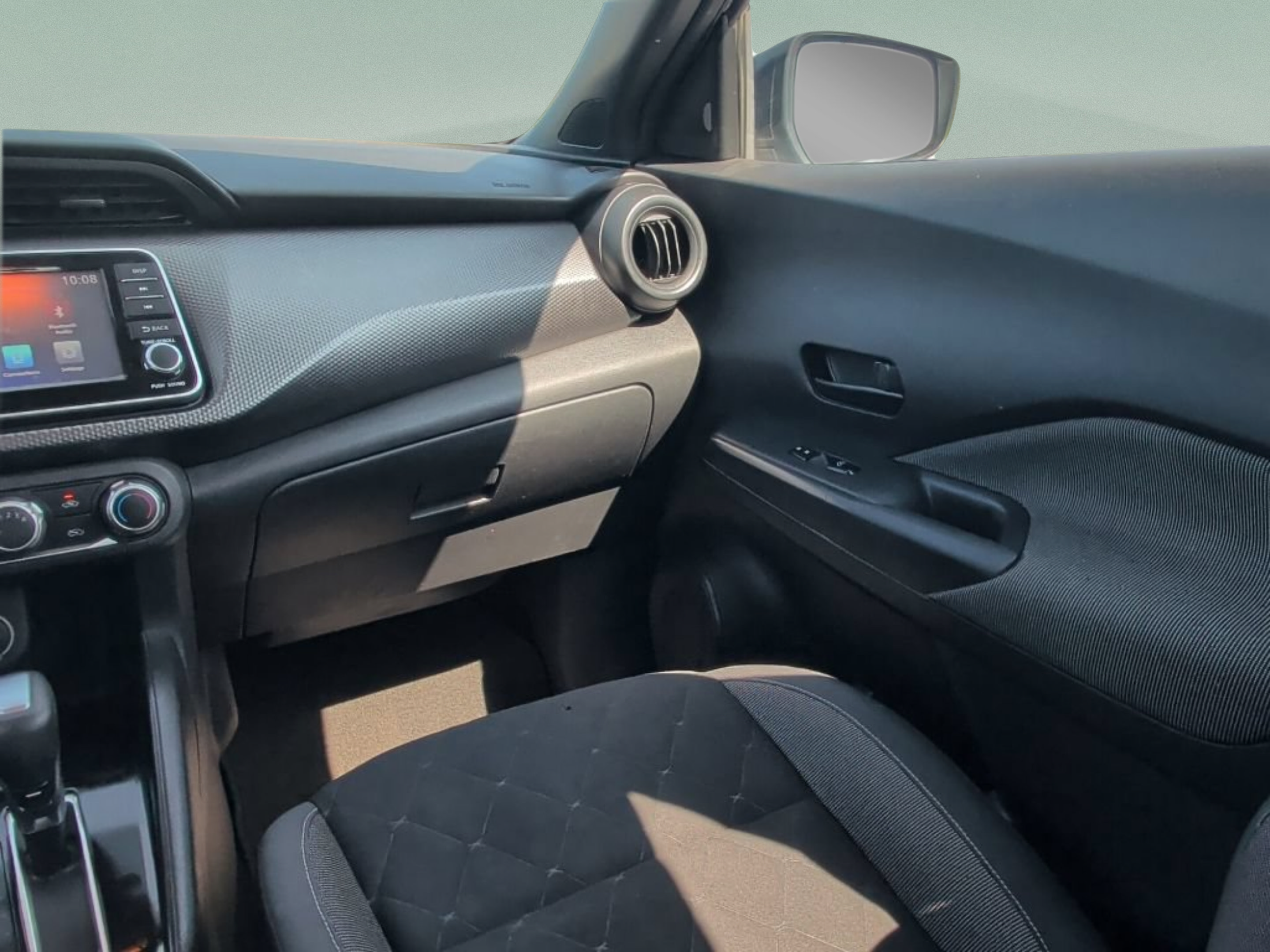 Used 2020 Nissan Kicks S FWD image 29