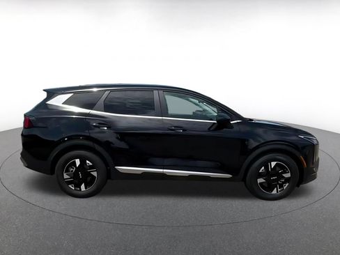 Used 2026 Kia Sportage LX FWD image 13